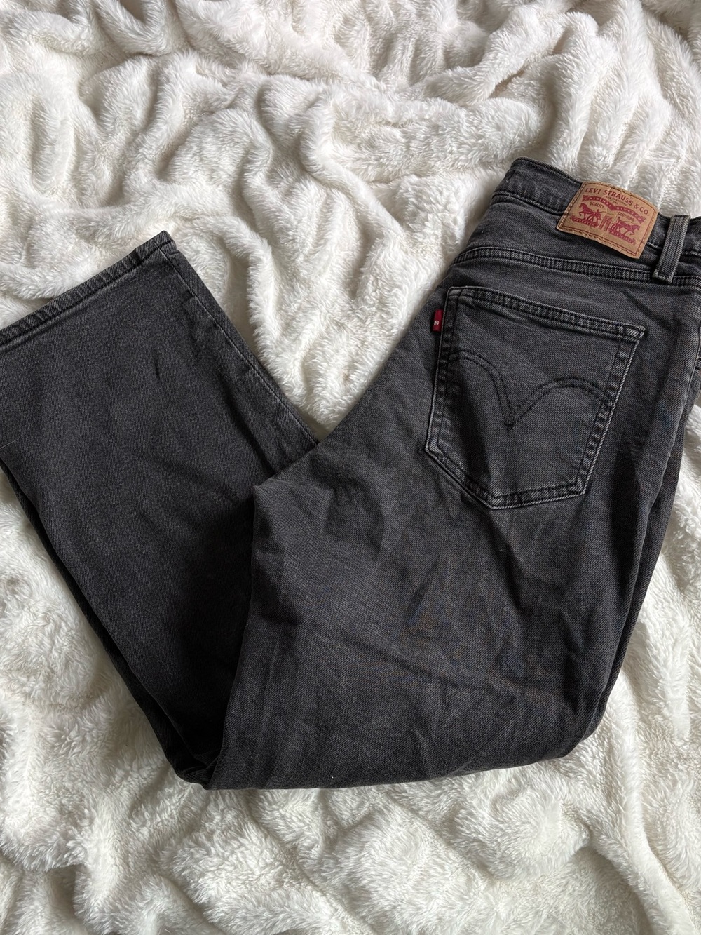 Levi's Women's Charcoal Straight Leg Jeans